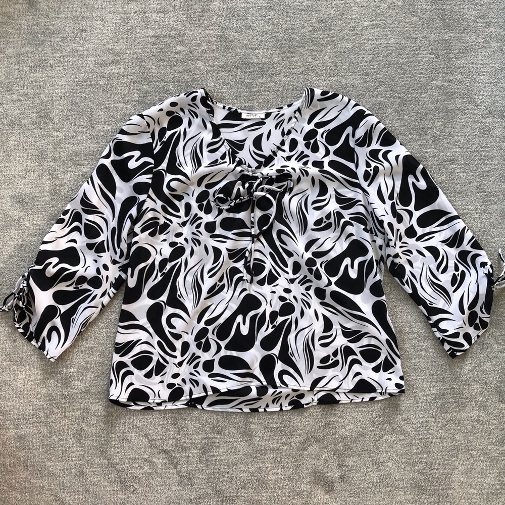 Jaipur Black/White Mod Print Sheer Blouse